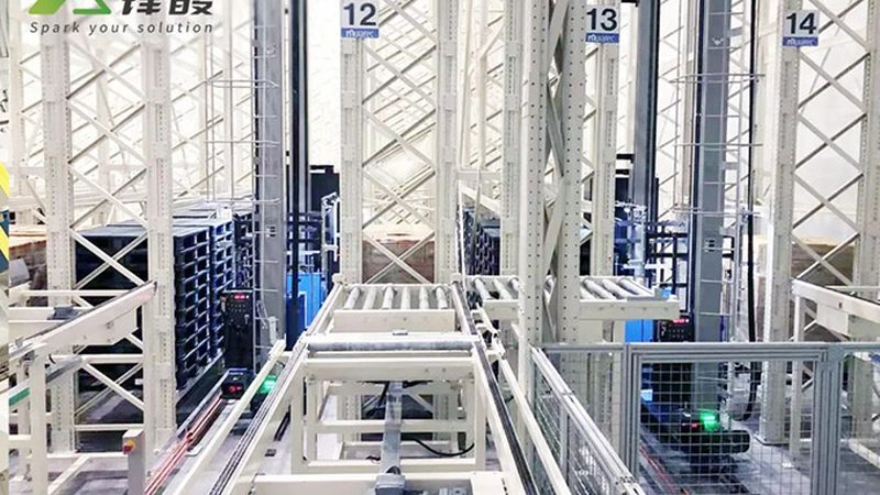 窄通道电动叉车尺寸：揭秘其选型与适用场景**